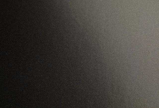 Texture du film covering Avery Dennison Satin Dark Basalt — Specced